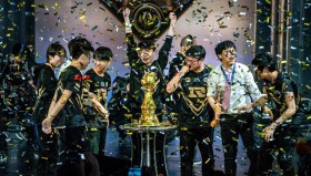 TES力克IG，JackeyLove誓言带回S赛冠军，世界赛门票到手